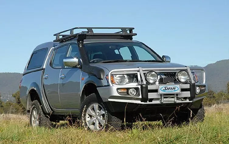 Купити Шноркель Safari для Mitsubishi L200 06-15 ss661hf