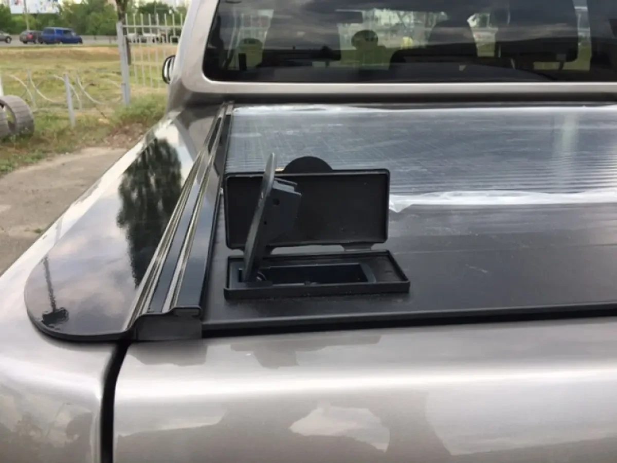 Купити Ролет Retrax для Volkswagen Amarok 2010-2022