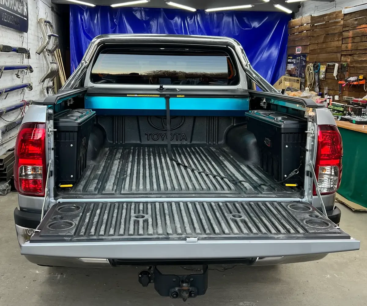 Buy Roll on Toyota Hilux 2016-2024 from Turkey 227064