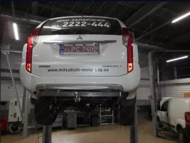 Купити Фаркоп для Mitsubishi Pajero Sport 2010-2016 стандартний