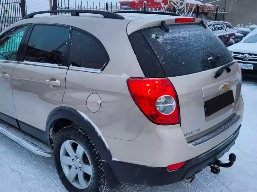 Buy CHEVROLET CAPTIVA TROPOPT 2016 Standard