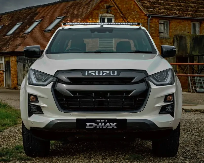 Buy Lazer Optics set for ISUZU D-MAX dated 2017 with a roof mount