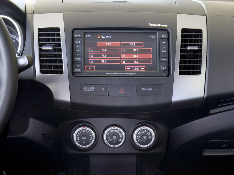 Купить Мультимедійна система Gazer T6009-CW/H до Mitsubishi Outlander 2 (CW0W) 2005-2013