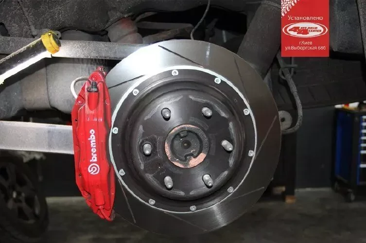 Купити Гальмівна система задня BREMBO Gran Turismo для Cadillac Escalade 15+ 2H2.9003A2