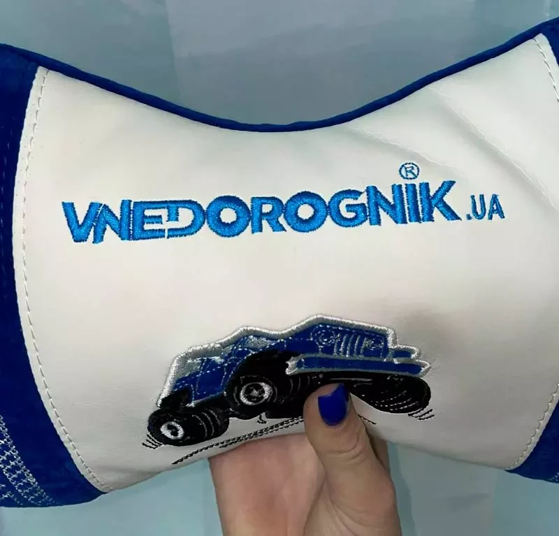 Buy Pillow under the head on the head restraint Vnedorognik