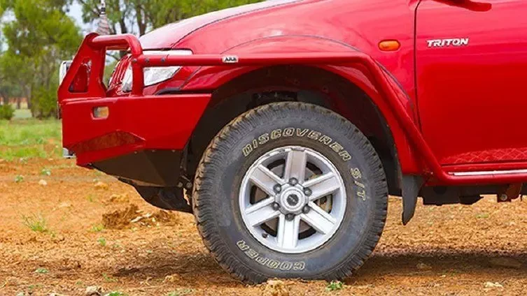 Buy Triton Mitsubishi L200 06+ Arb44446100