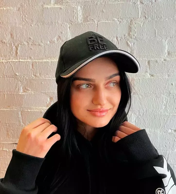 Купить Кепка Vnedorognik Woman черная