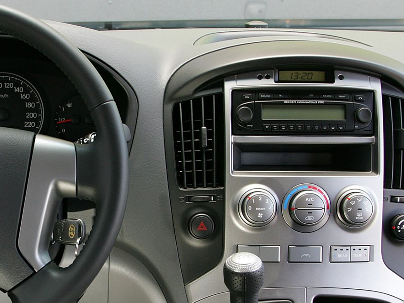 Buy Gazer T6009-TQ multimedia system to Hyundai H1 2 (TQ) 2007-2015