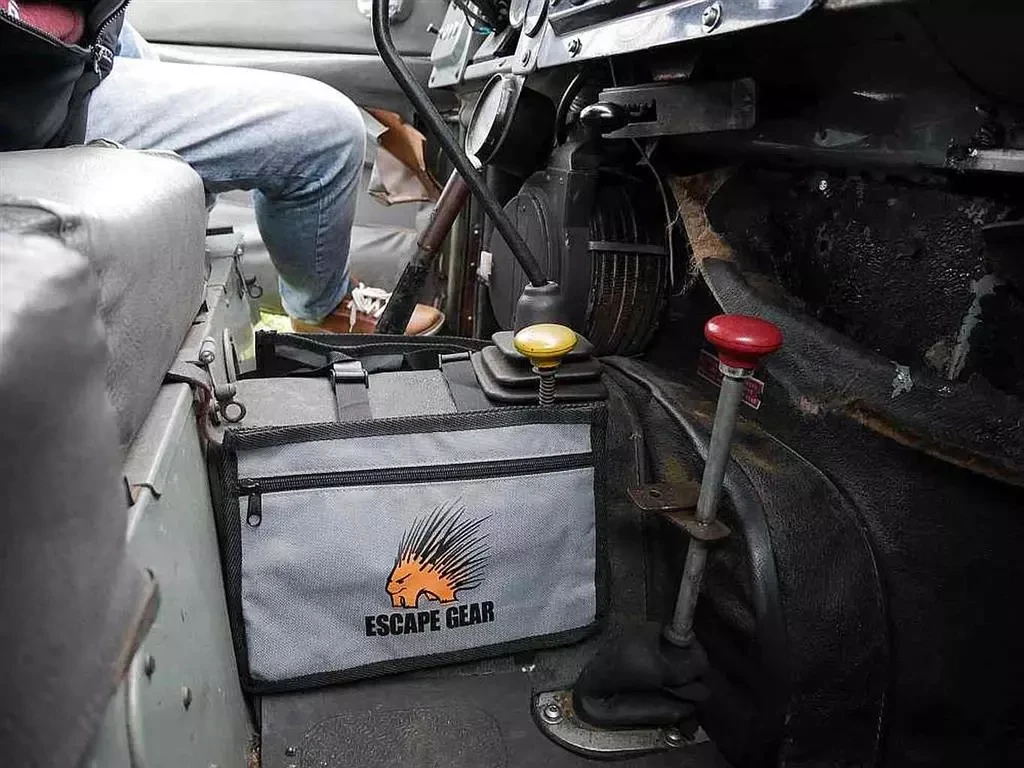 Купити Сумка для центральної консолі Escape Gear