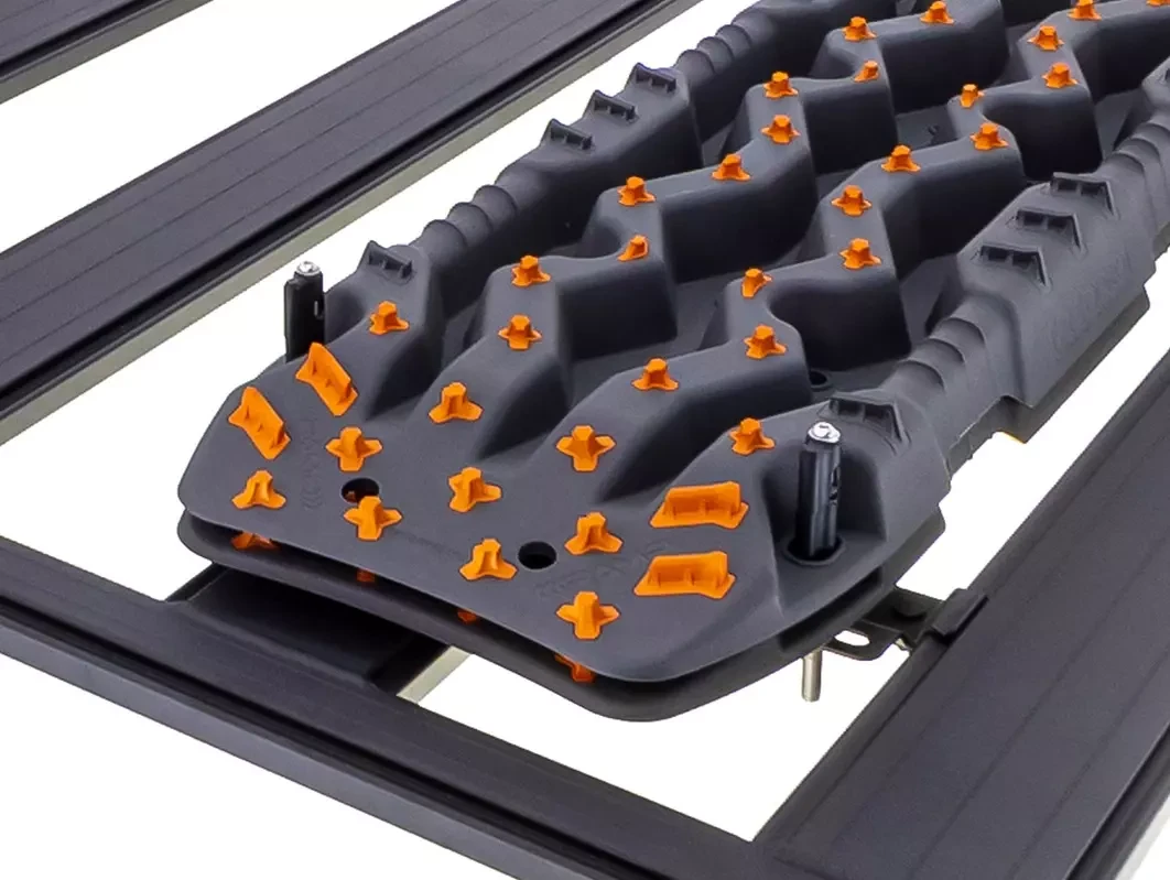 Купить Крепление для сэнд-треков ARB BASE Rack