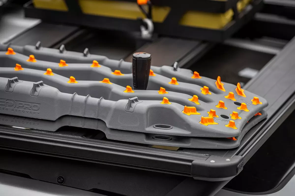 Купить Крепление для сэнд-треков ARB BASE Rack