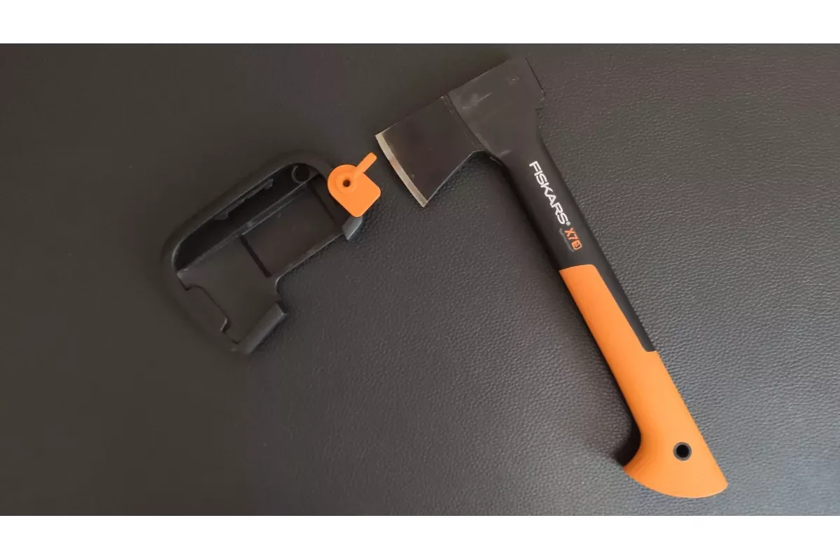 Купити Сокира універсальна Fiskars X7 XS 1015618