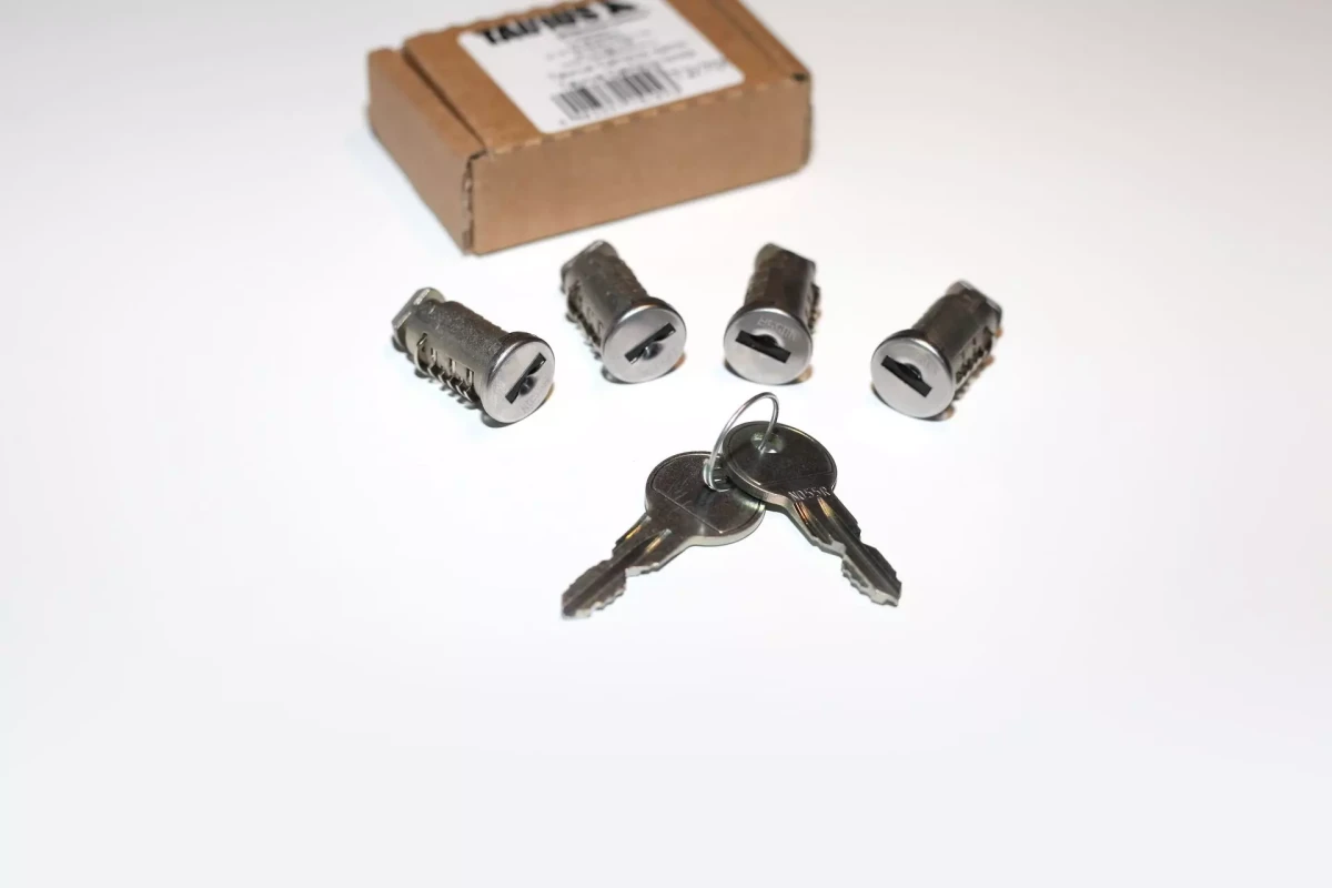 Buy Set of keys with larvae Taurus Carryup Ta701 4 pcs