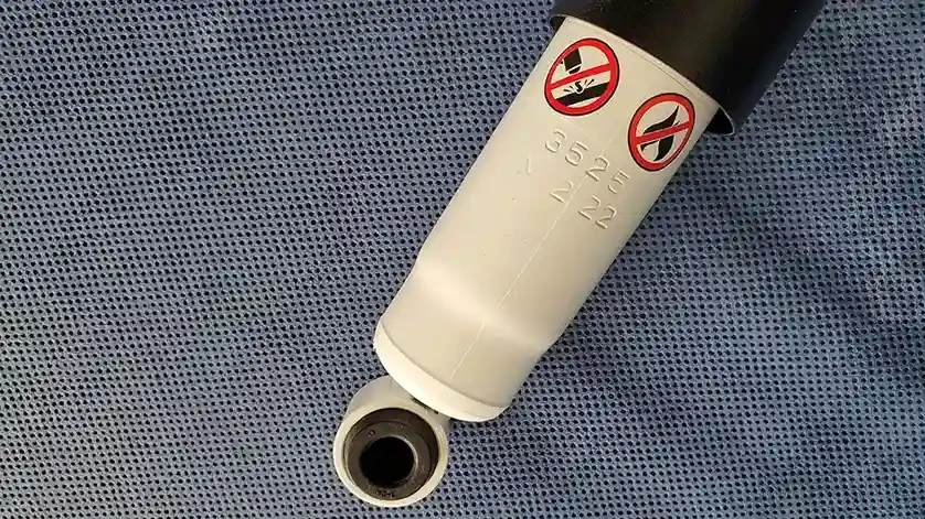 Купить Рулевой демпфер Ironman на Toyota Land Cruiser масляный 3525