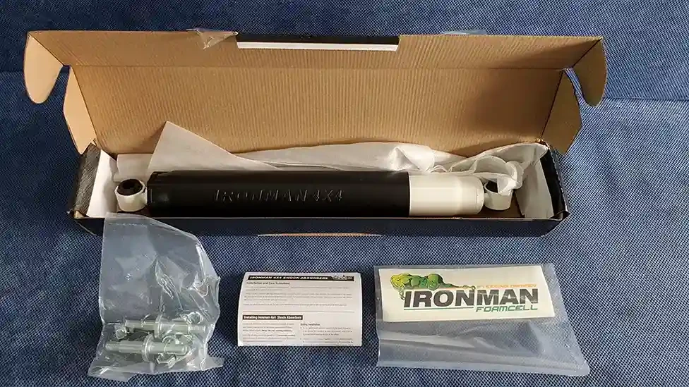 Купить Рулевой демпфер Ironman на Toyota Land Cruiser масляный 3525