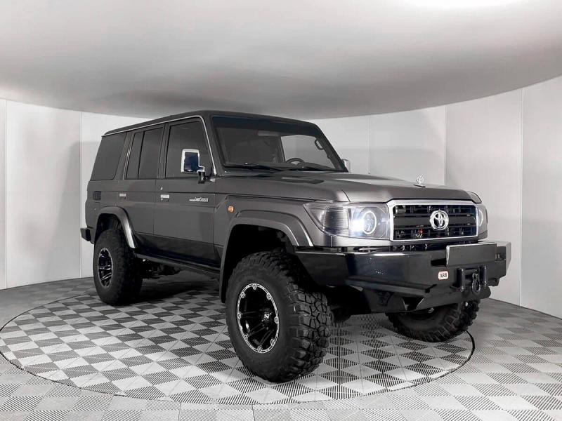 Купить Мультимедійна система Gazer T6009-J70 PRO до Toyota Land Cruiser 70 (J70) 2007-2020