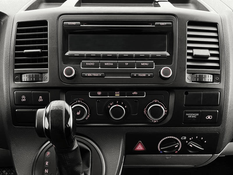 Купити Мультимедійна система Gazer T6009-T5 PRO до Volkswagen Multivan (T5) 2003-2015