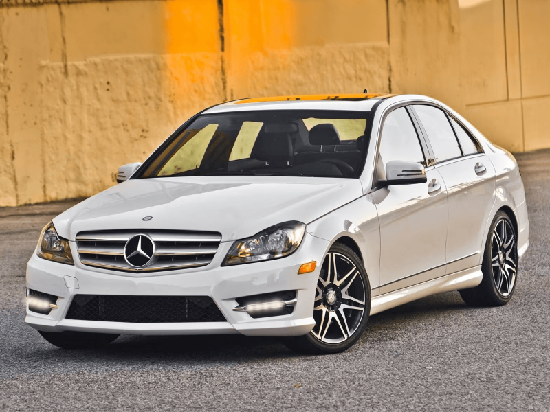 Купити Мультимедійна система Gazer T6009-W204F PRO до Mercedes-Benz C-Class 3 (W204, C204, S204) 2011-2015