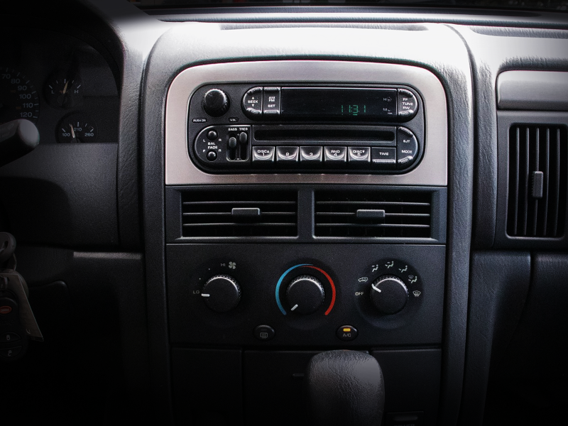 Купити Мультимедійна система Gazer T6009-WJ PRO до Jeep Grand Cherokee 2 (WJ) 1998-2004