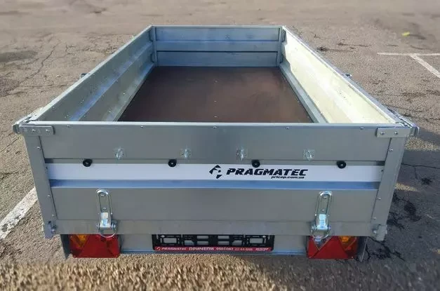 Buy Maxi Sarmat's Eastern trailer is galvanized sides