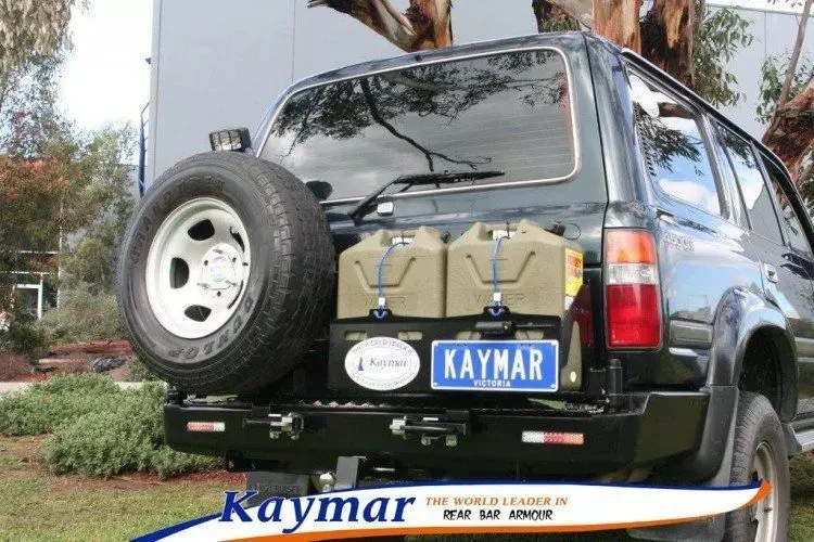 Купить Выносной крепеж канистры двойной KAYMAR к заднему бамперу на левую сторону K1058