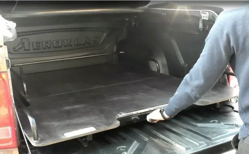 Купити Висувний піддон в кузов Getlander