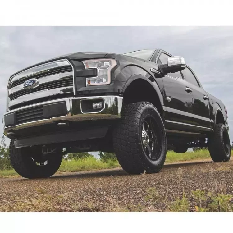 Buy Suitable Suspension 6 "Lift Rough Country - Ford F150 4WD 15-19