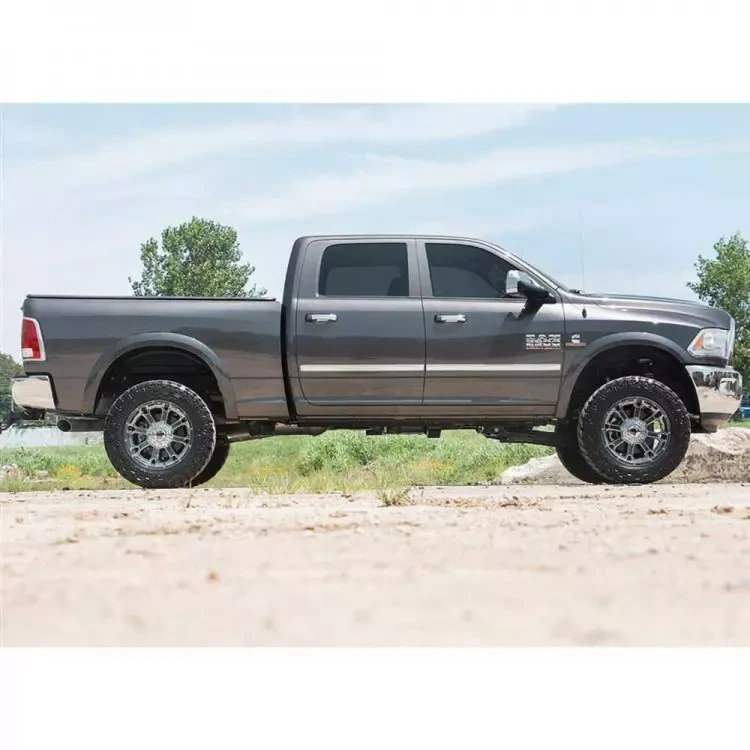 Купити Комплект підвіски 4,5" лифт Rough Country - Ford F350 4WD 05-07
