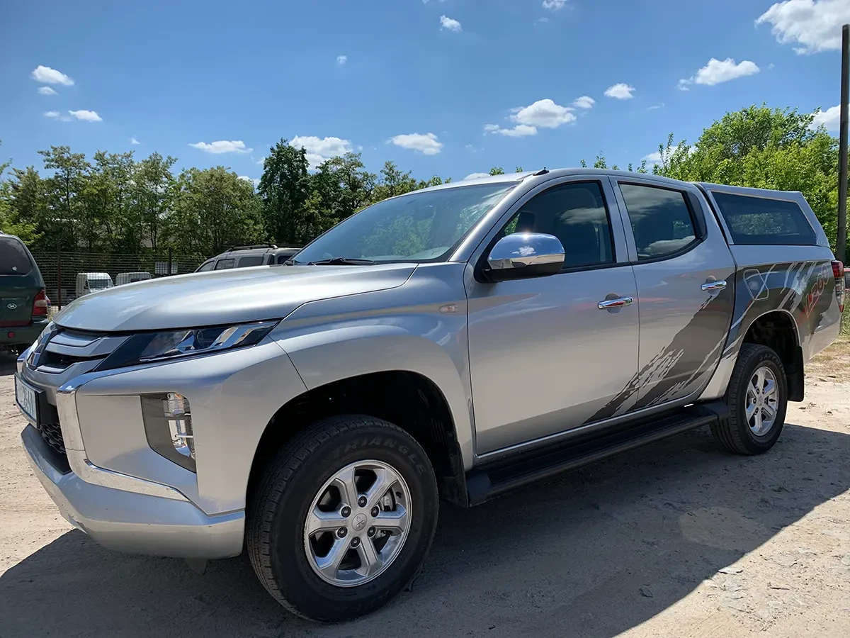 Купити Кунг на Mitsubishi L200 2015-2024 Fixed Glass