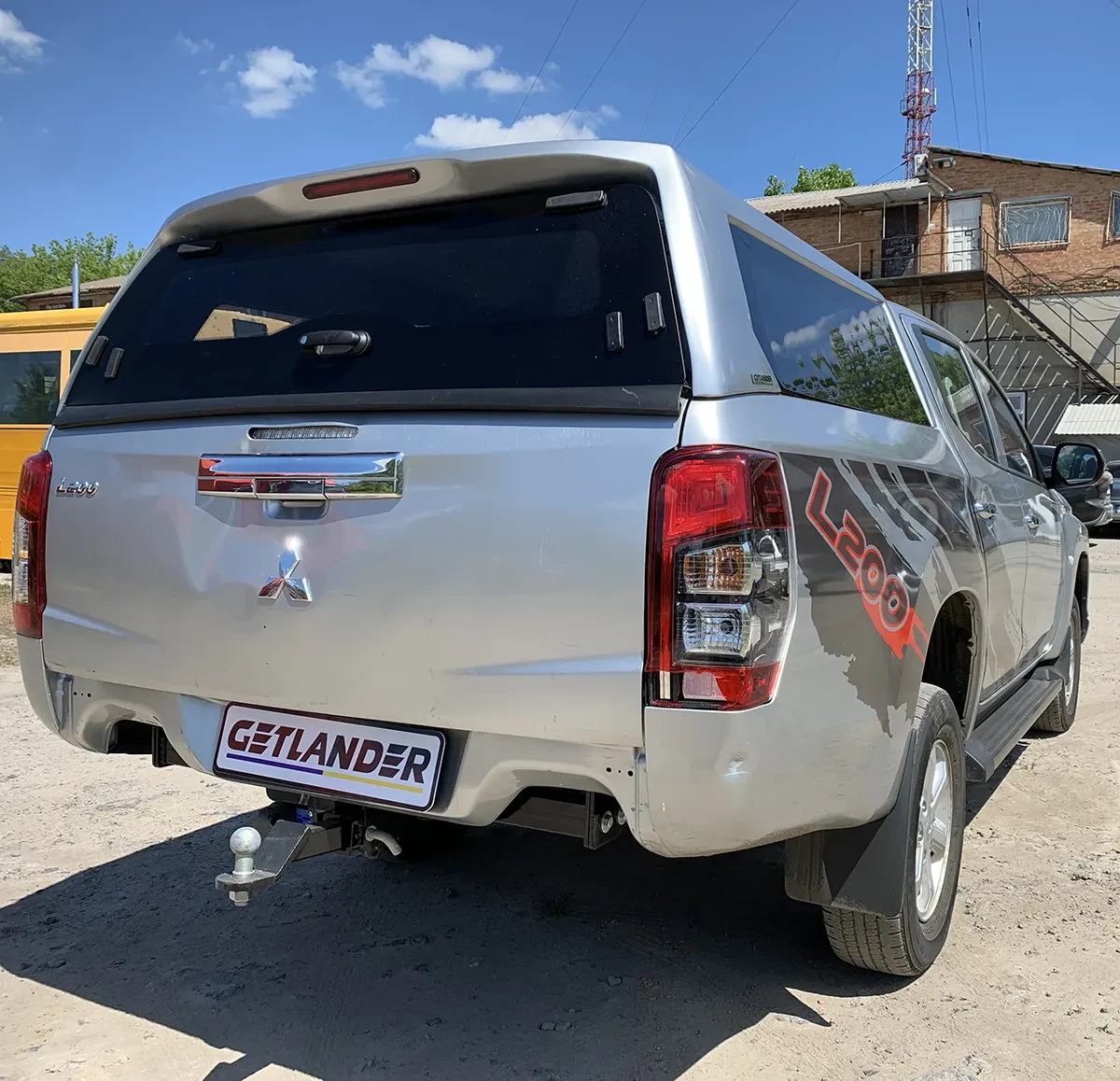 Купити Кунг на Mitsubishi L200 2015-2024 Fixed Glass