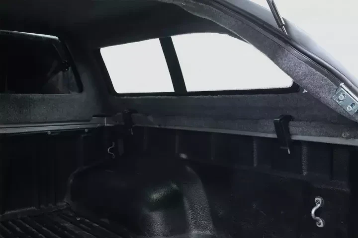 Купити Кунг на Toyota Hilux 2015+ Fixed Window Canopy