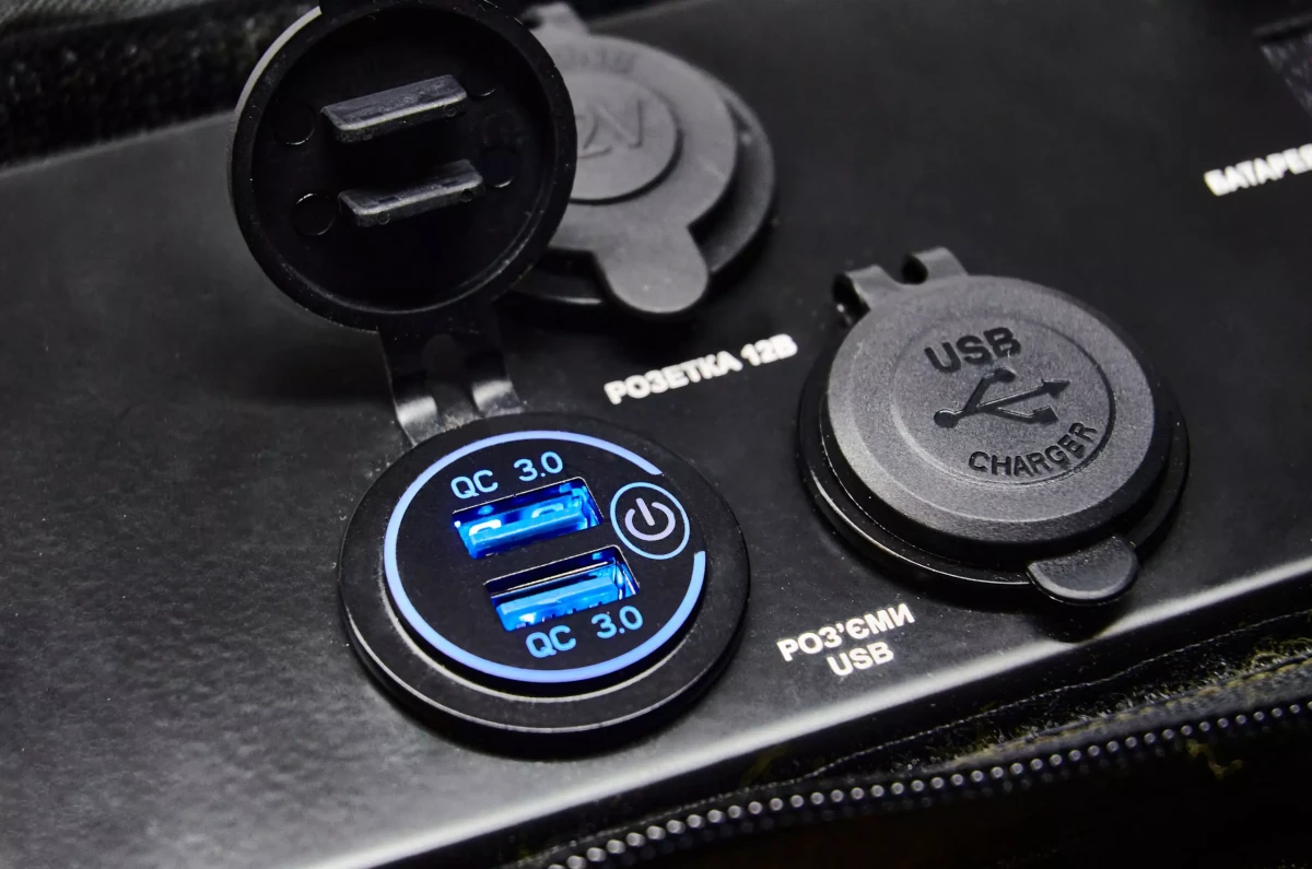 Buy Bandera Power 180s 670 W/h 180 000 mag with fast charging