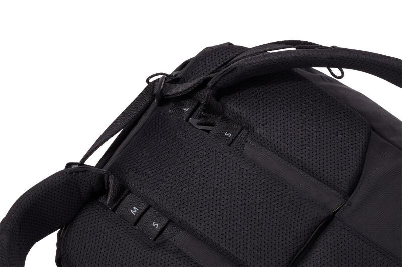 Купить Рюкзак Thule Paramount Commuter Backpack 28L (Black) 3205235 (TH 3205235)