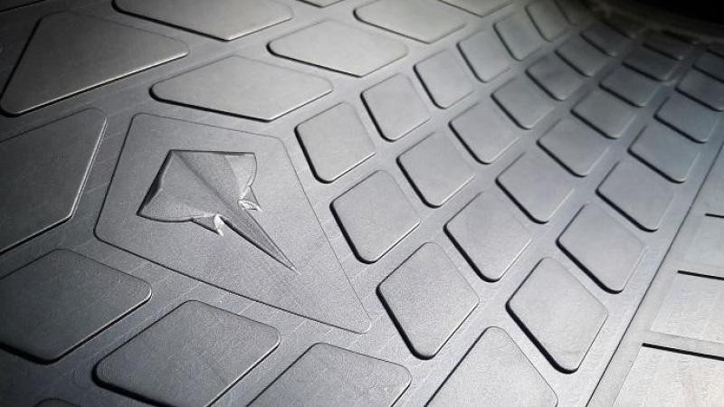 Купить Автоковрики Stingray Mitsubishi Mitsubishi Outlander '13 (PHEV) 4 шт Чорние (1013244)