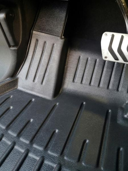 Купить Автоковрики Stingray BMW BMW X5 (E70) 2006-2013 2 шт Чорние (5027032)