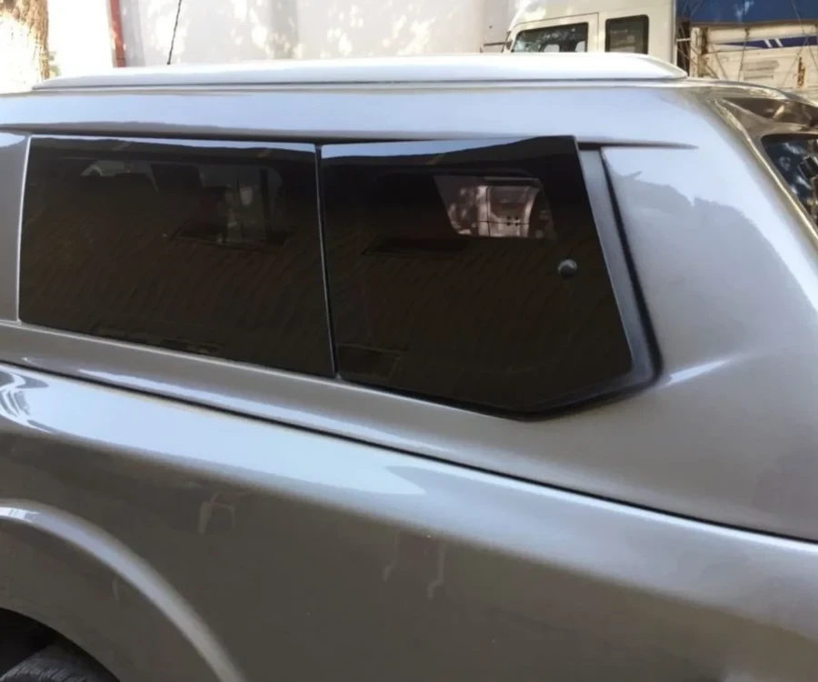 Купити Кунг на Nissan Navara D23 Pop-Out Window Canopy 2015-2025