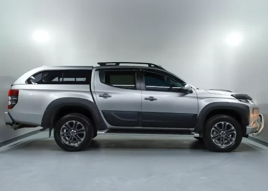 Buy Kung on Mitsubishi L200 Sliding Window Canopy 2015-2024