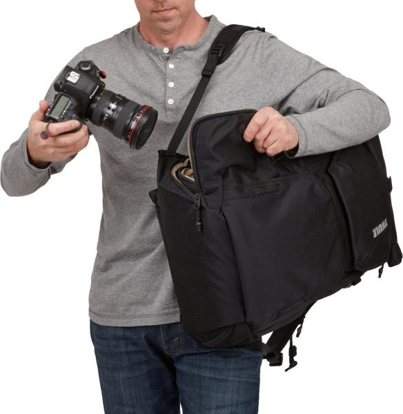 Купити Рюкзак Thule Covert DSLR Rolltop Backpack 32L (Black) 3205344 (TH 3205344)
