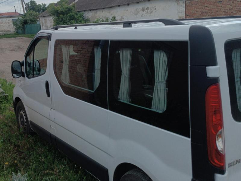 Купити Рейлінги чорні Коротка, чавунні ніжки для Renault Trafic 2001-2015 рр