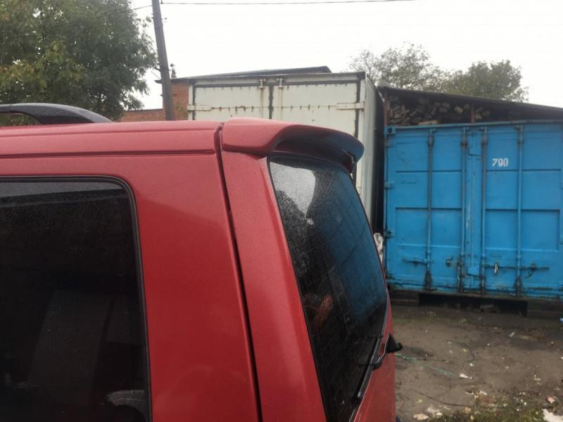 Купить Спойлер на двери Анатомик (под покраску) для Volkswagen T4 Transporter