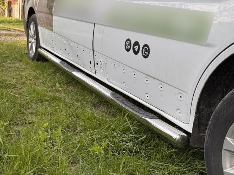 Купити Бічні труби (2 шт., нерж.) 70 мм, коротка база для Nissan NV300/Primastar 2016-рр