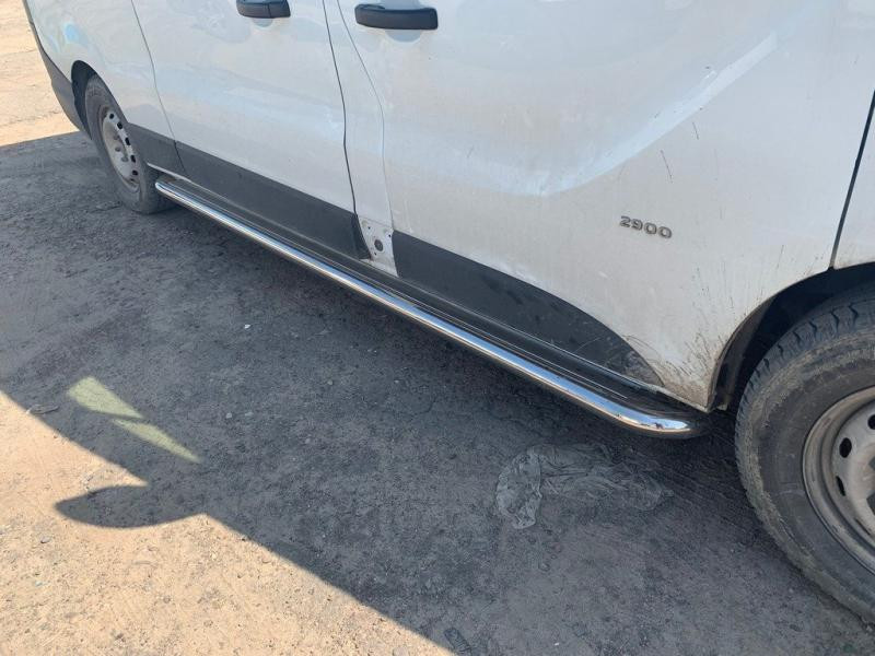 Купить Боковые пороги Premium (2 шт, нерж) 60 мм, короткая база для Nissan NV300/Primastar 2016-гг