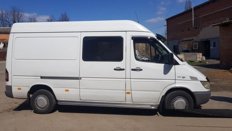 Купити Бокові пороги Premium (2 шт., нерж.) Середня база, d60 для Volkswagen LT 1995-2006 рр