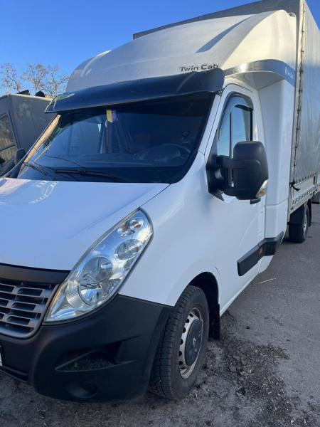 Купить Козырек на лобовое стекло V1(черный глянец, 5мм) для Renault Master 2011-2023 гг