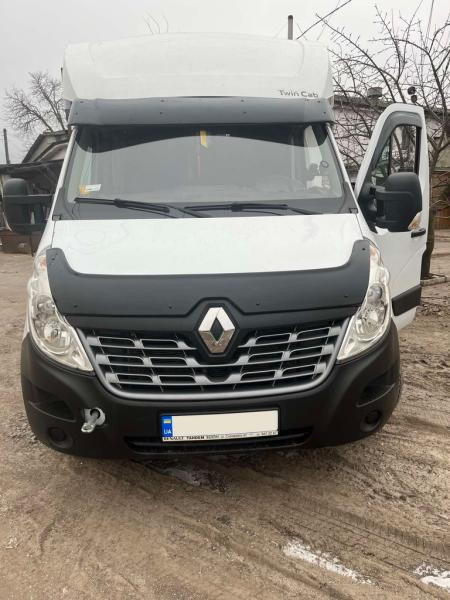 Купить Козырек на лобовое стекло V1(черный глянец, 5мм) для Renault Master 2011-2023 гг