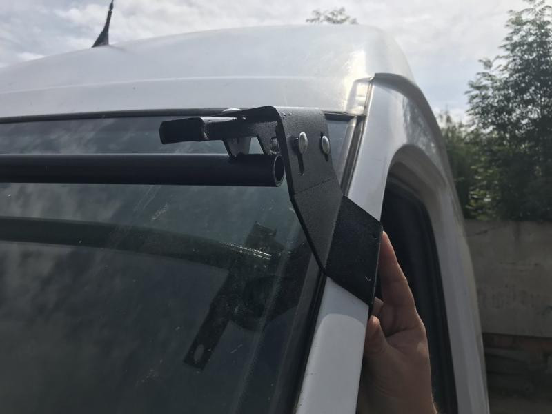 Купити Козирьок на лобове скло (чорний глянець, 5мм) для Volkswagen LT 1995-2006 рр