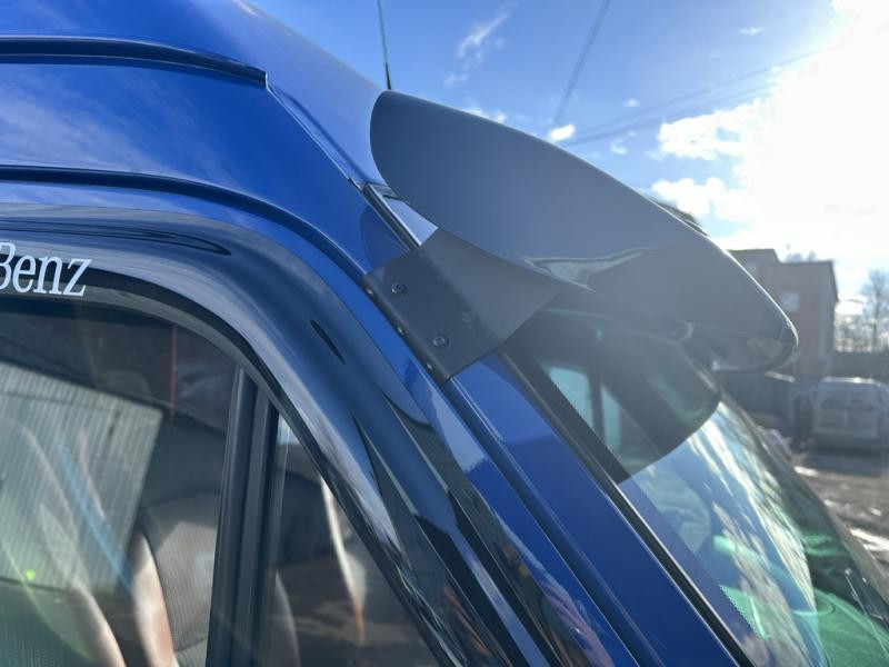 Купити Козирьок на лобове скло (чорний глянець, 5мм) для Volkswagen LT 1995-2006 рр