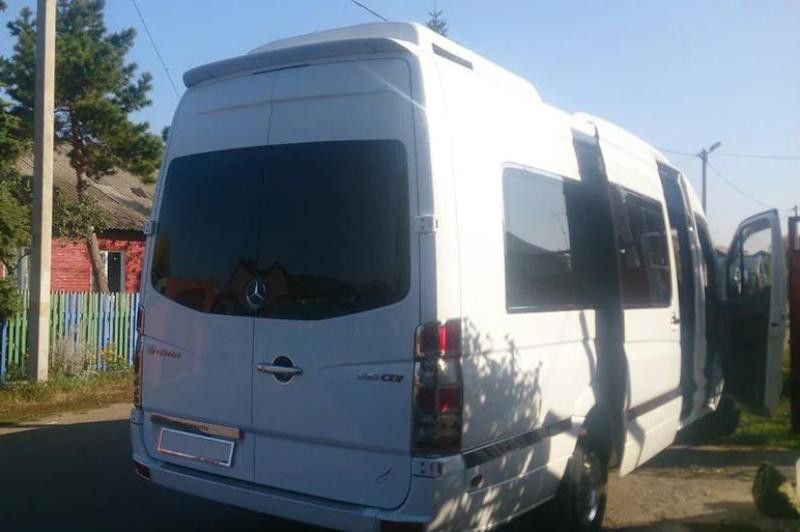 Купити Спойлер Anatomik (вузька модель, під фарбування) для Mercedes Sprinter W907/W910 2018- рр