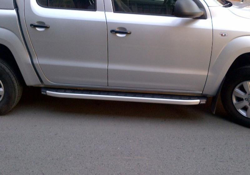 Купити Бокові пороги Fullmond Grey (2 шт, алюм) для Volkswagen Amarok 2010-2022 рр