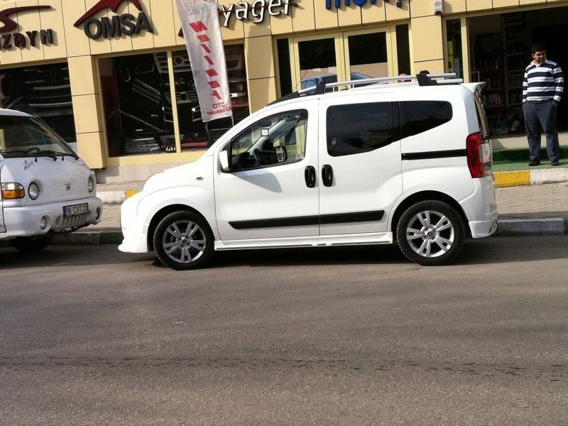 Купити Бокові пороги сиріт (під фарбування) для Peugeot Bipper